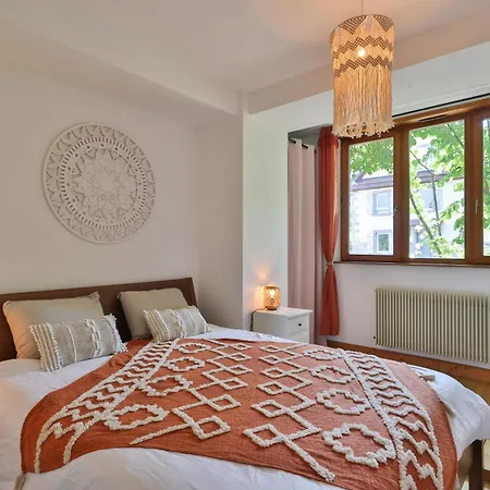 Apartment Au Manoir Des Sens Avec Bain Nordique Jacuzzi *