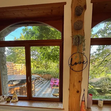 Au Manoir Des Sens Avec Bain Nordique Jacuzzi Lägenhet *