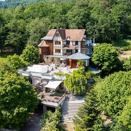 Appartamento Au Manoir Des Sens Avec Bain Nordique Jacuzzi